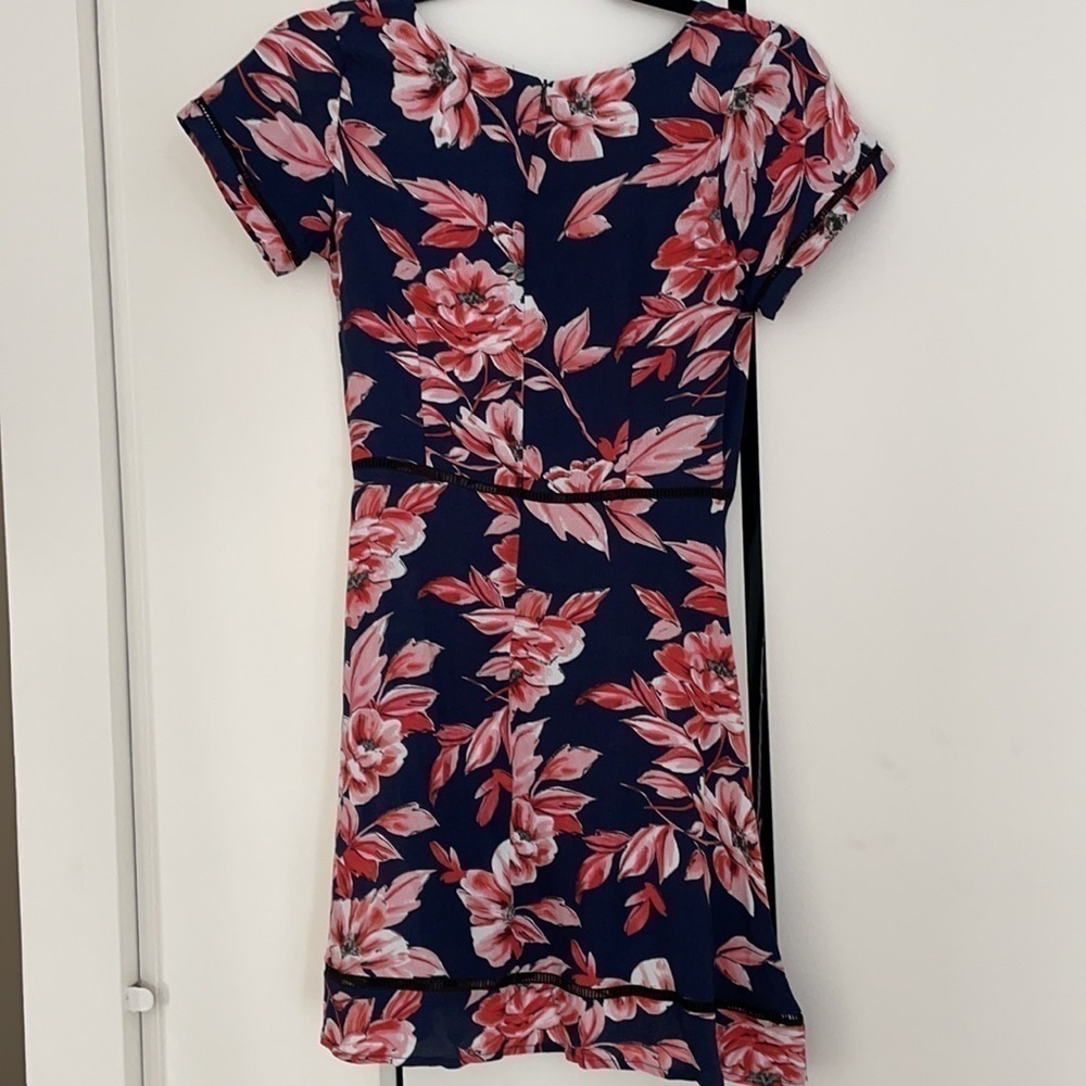 Floral Dress​​​​​​​​​​​​ - Picture 7 of 7